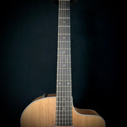 Taylor 214ce - Walnut