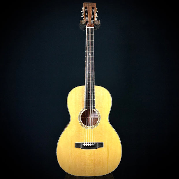 Martin CS 18 Style Double 00 - Beeswing Figured Mahogany