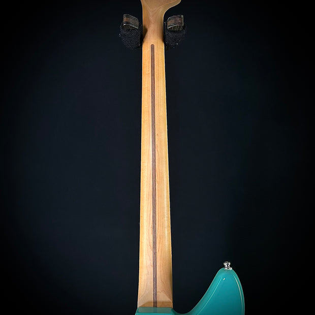 Fender Limited Mark Hoppus Jaguar Bass