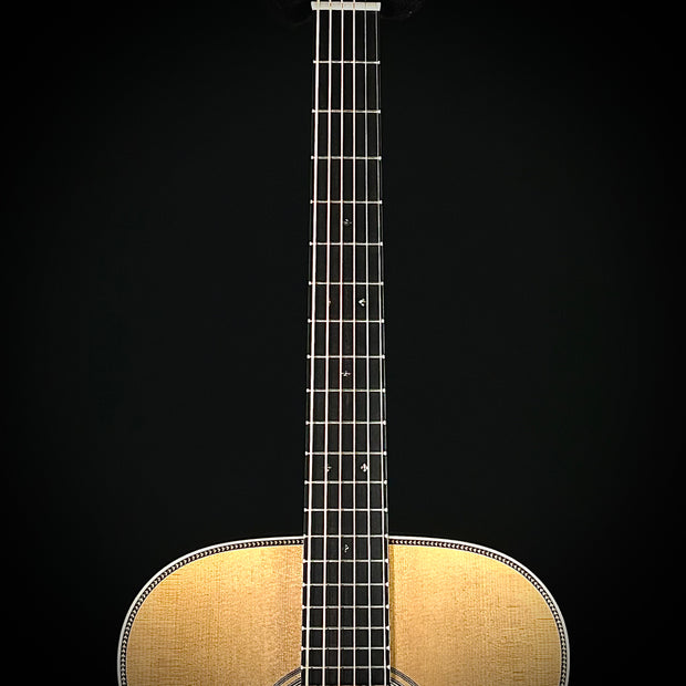 Martin 000-28