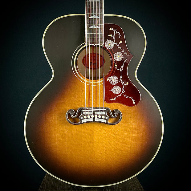 Gibson 1957 SJ-200 - Vintage Sunburst