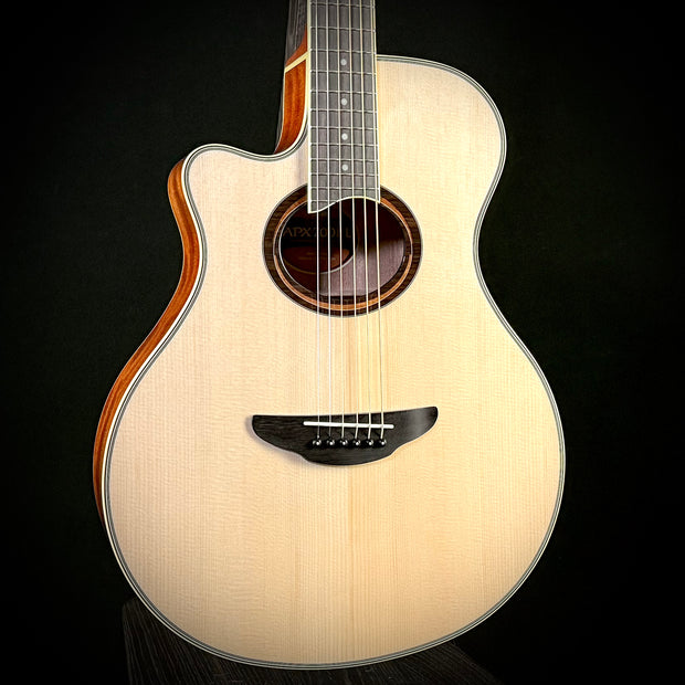 Yamaha APX 700II LEFTY