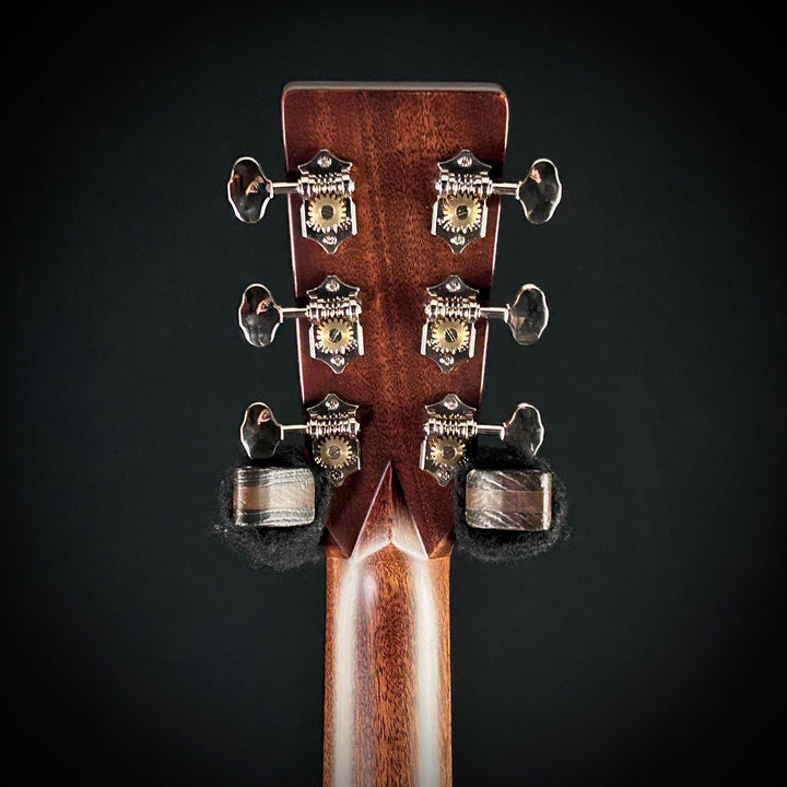 Martin D-28 - LEFT HANDED