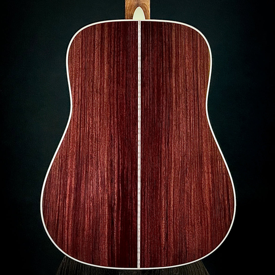 Martin D-28 - LEFT HANDED