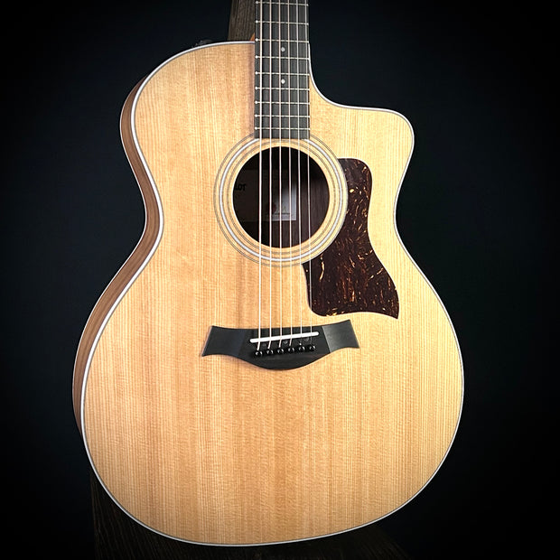 Taylor 214ce - Walnut