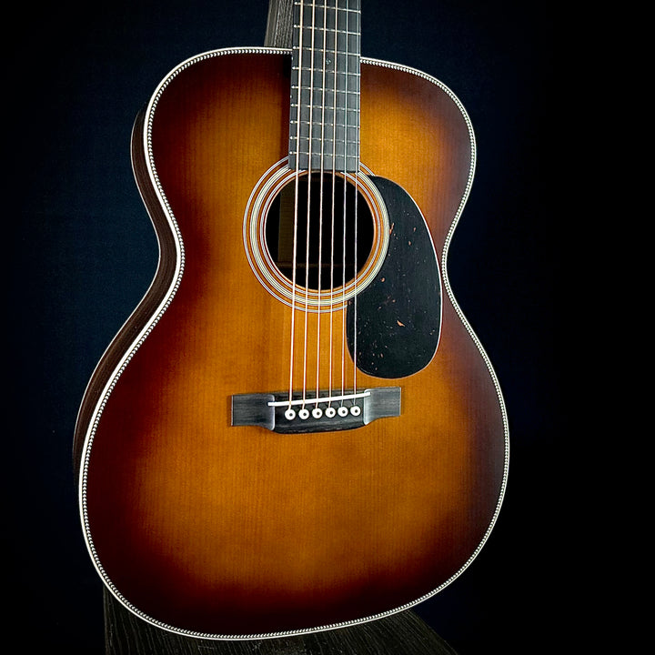 Martin Custom Shop 000-28 Authentic - Ambertone