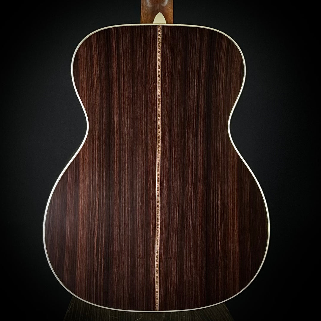 Martin Custom Shop 000-28 Authentic - Ambertone