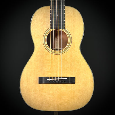 Martin Custom 18 Style - Size 5 "Terz"