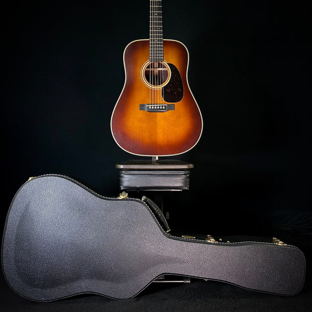 Martin Custom Shop D-28 Authentic Stage 1 Aged - Ambertone