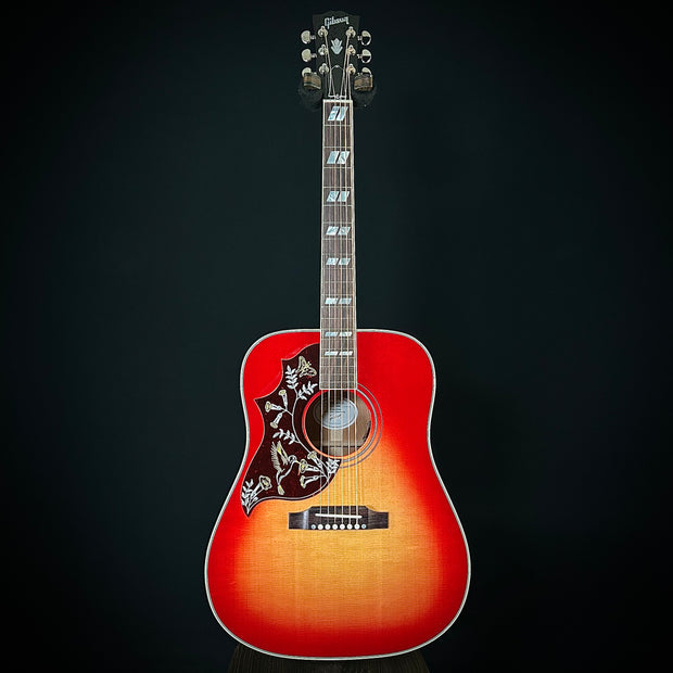 Gibson Hummingbird Standard Cherry Sunburst - Left Handed