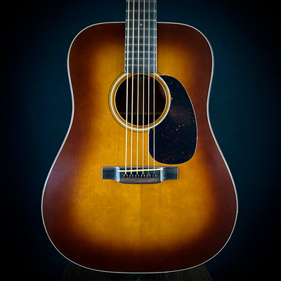 Martin Custom Shop D-18 Authentic Stage 1 Aged - Ambertone