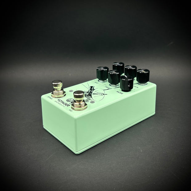 Walrus Audio Voyager Pre-Amp/Overdrive MKII - Seafoam