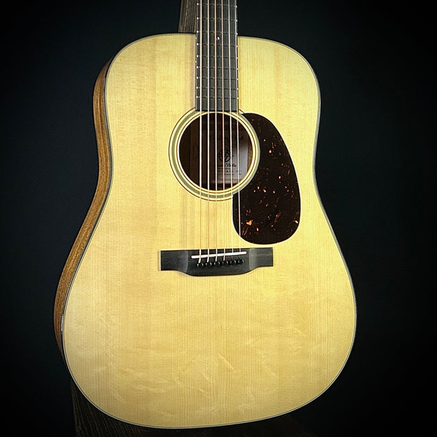 Martin CS 18 Style Dreadnought Short Scale Scale - Beeswing Figured Mahogany