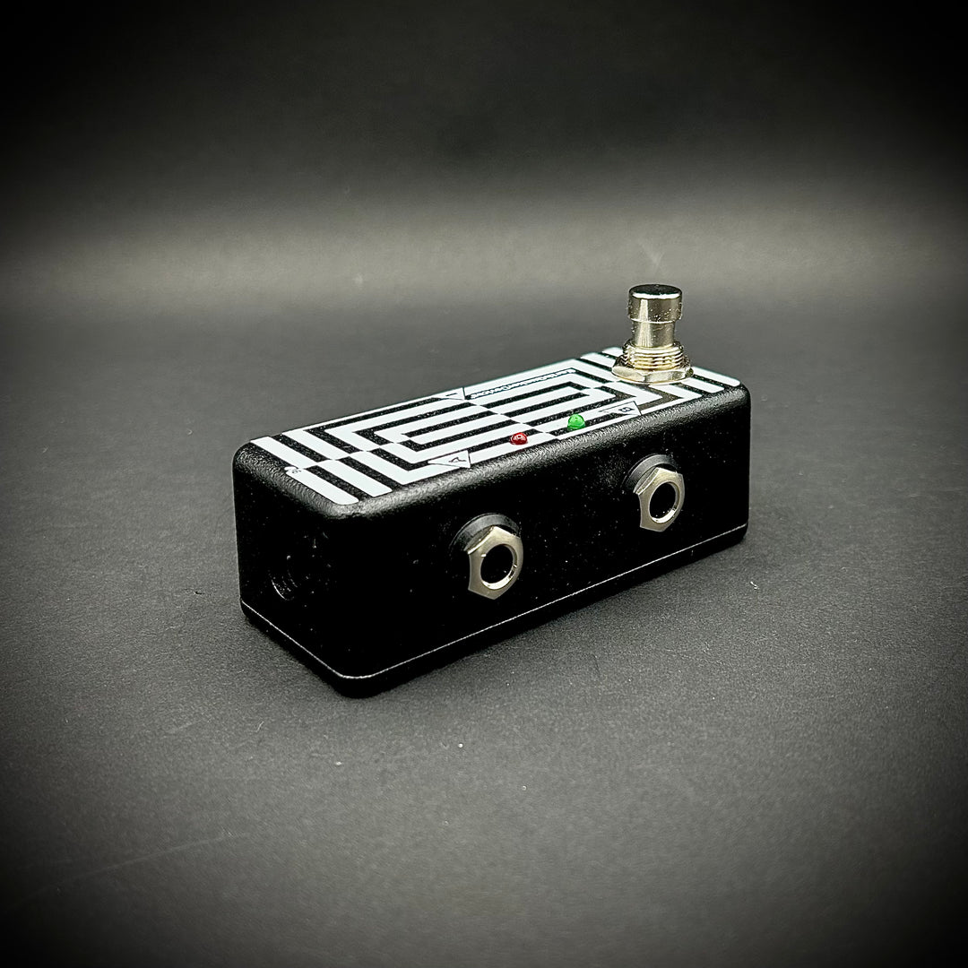Earthquaker Devices A/B Box