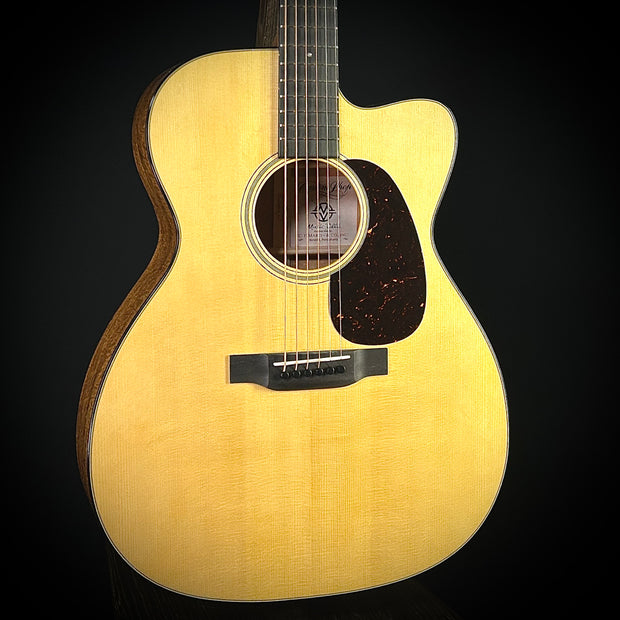 Martin CS 18 Style 0000 Short Scale Cutaway - Beeswing Figured Mahogany