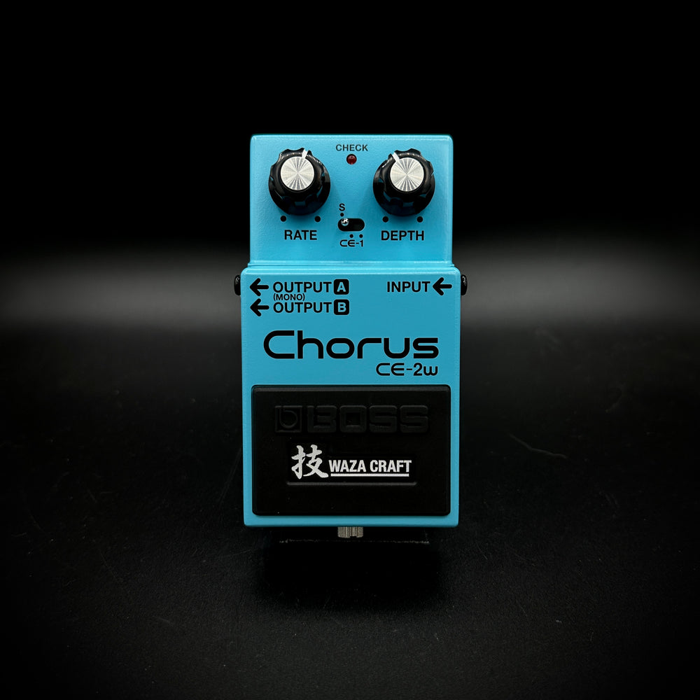 boss stereo chorus pedal Boss CE-2W Chorus – Music Villa MT