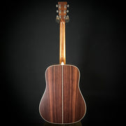 Martin D-28 - Street Legend