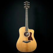 Taylor 210ce