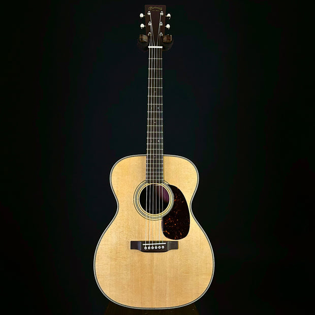 Martin 000-28