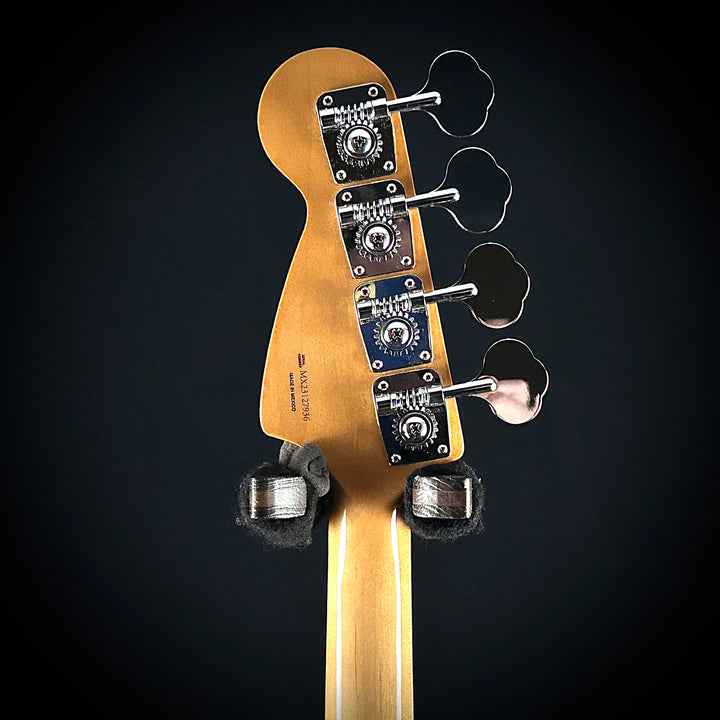 Fender Vintera II '70s Competition Mustang Bass