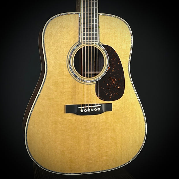 Martin D-42 - New for 2025