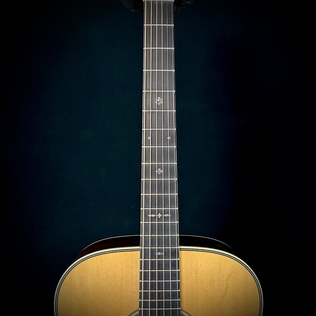 Martin 000-EC 30th Anniversary LTD
