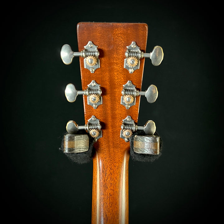 Martin Custom Shop D-18 Authentic Stage 1 Aged - Ambertone
