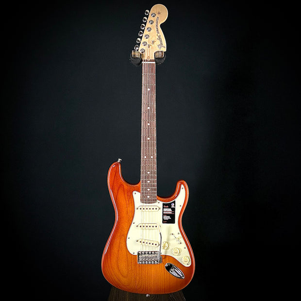 Fender American Performer Stratocaster