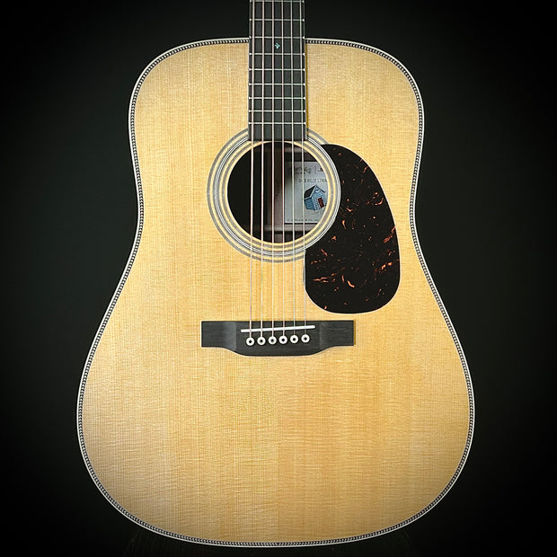 Martin D-28 - Billy Strings