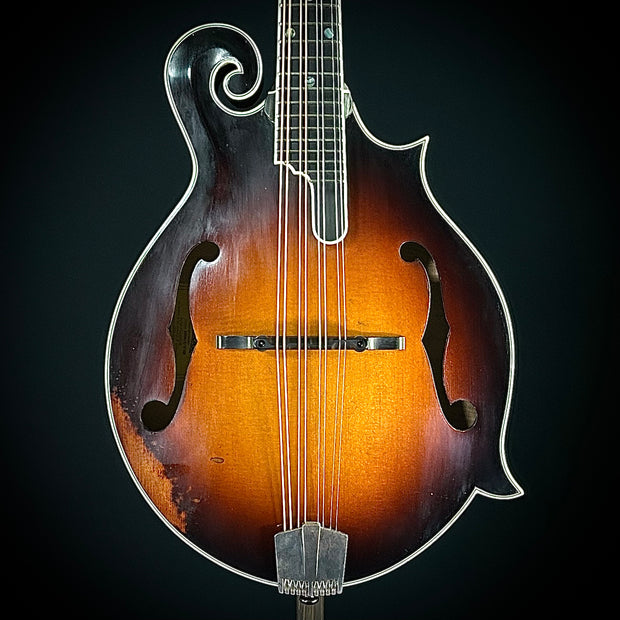 Eastman MD815 - Antique Varnish