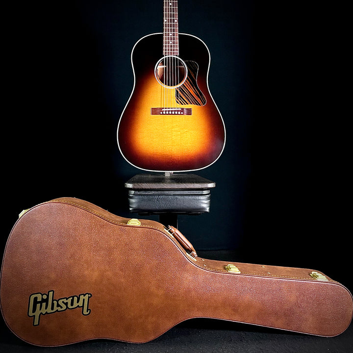 Gibson Music Villa Custom J-35 - Vintage Sunburst