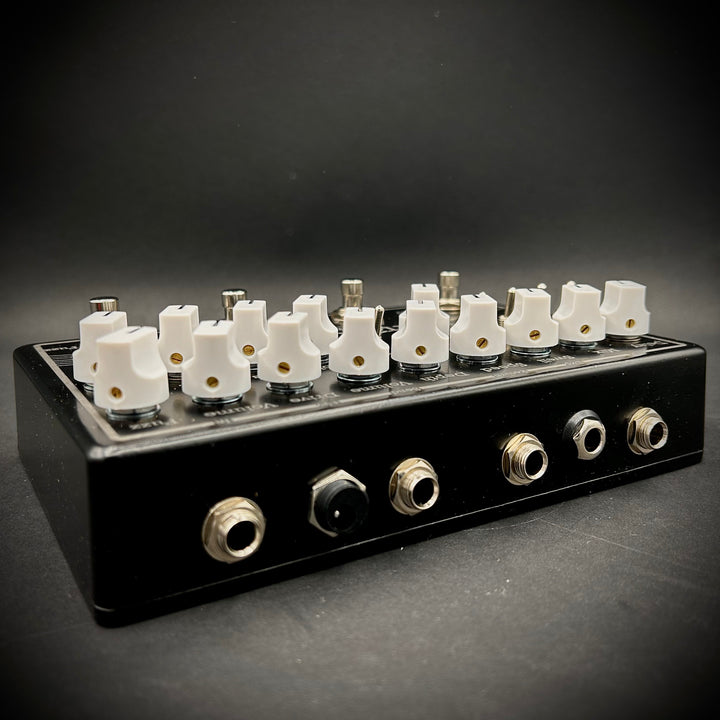 Schu-Tone Luna Obscura Dark Side Inspired Multi-Effect