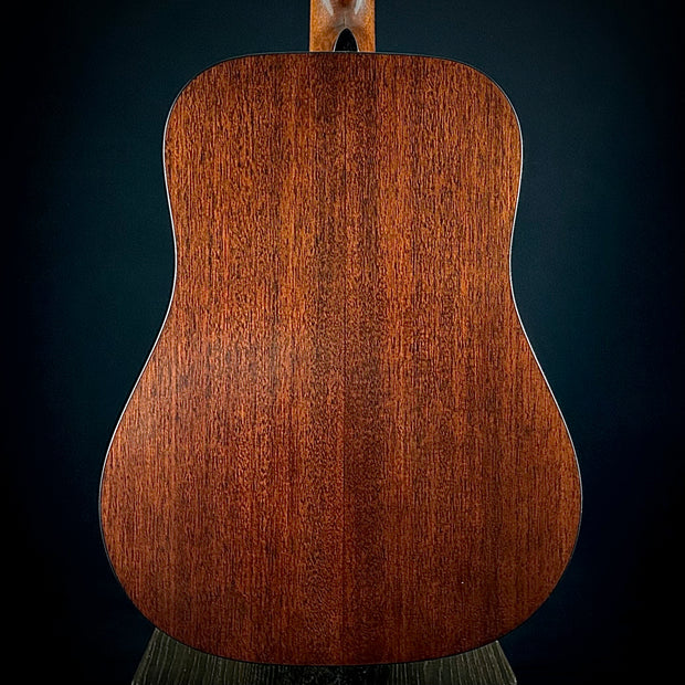 Martin Custom Shop D-18 Authentic Stage 1 Aged - Ambertone