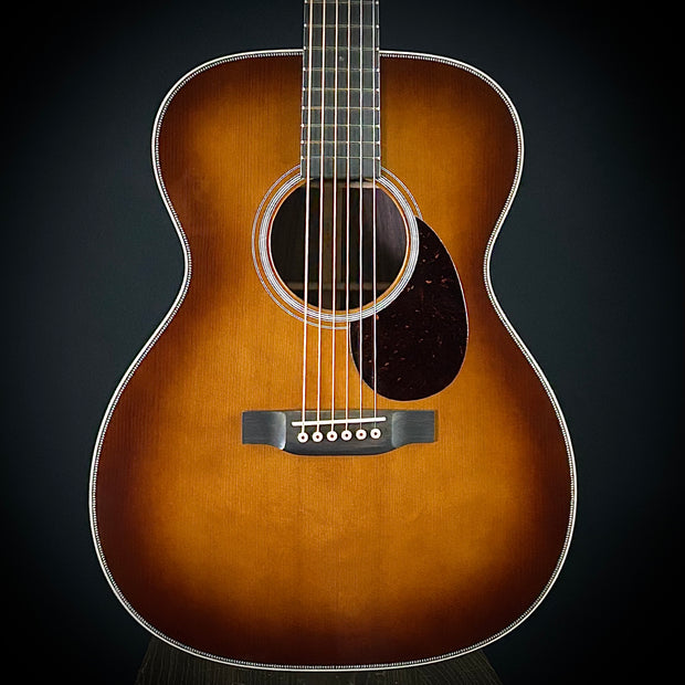 Martin Custom Shop OM, 28 Style w/ Adirondack - Ambertone