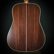 Martin D-28 - Street Legend