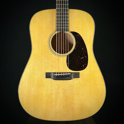 Martin D-18