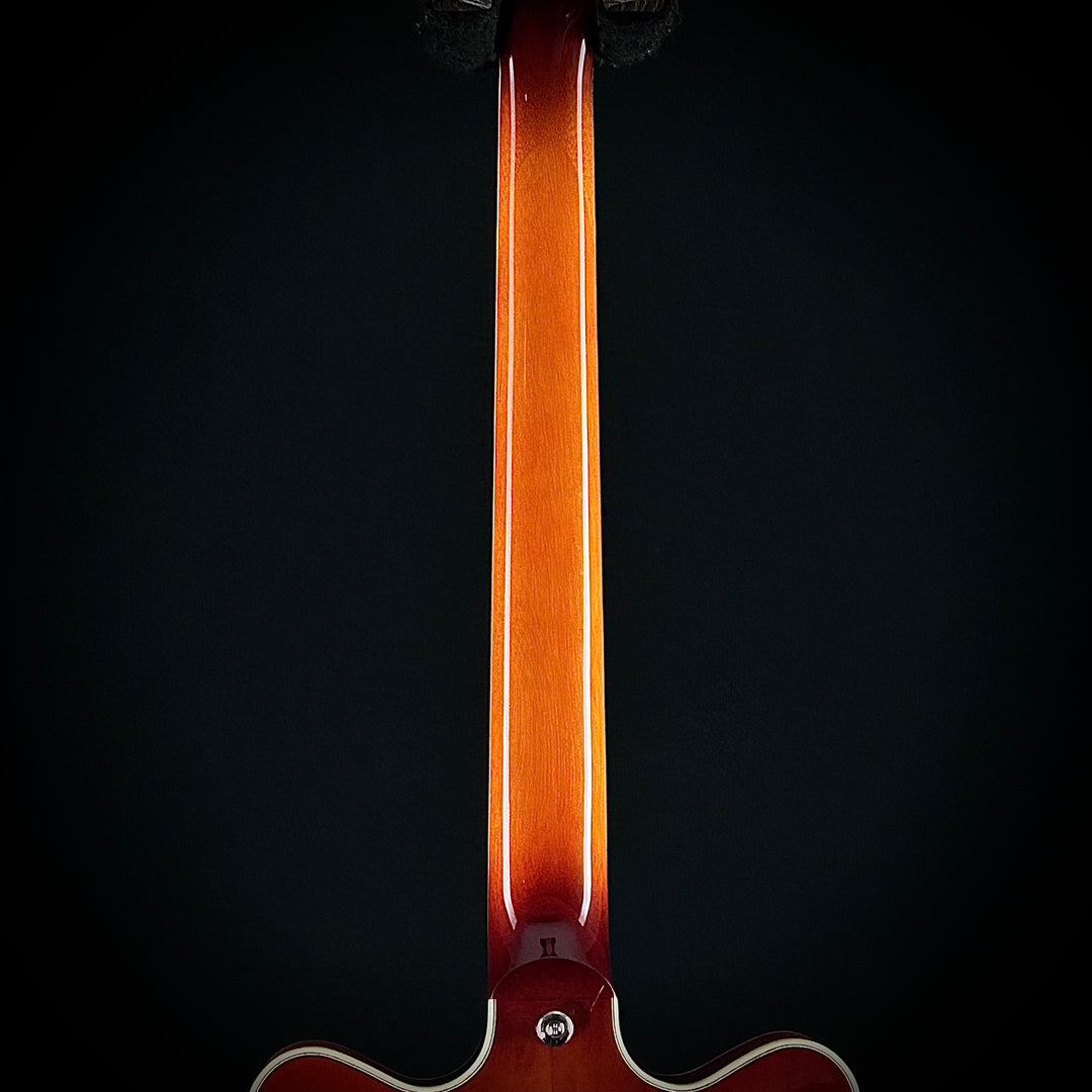 Gretsch G2655 Streamliner