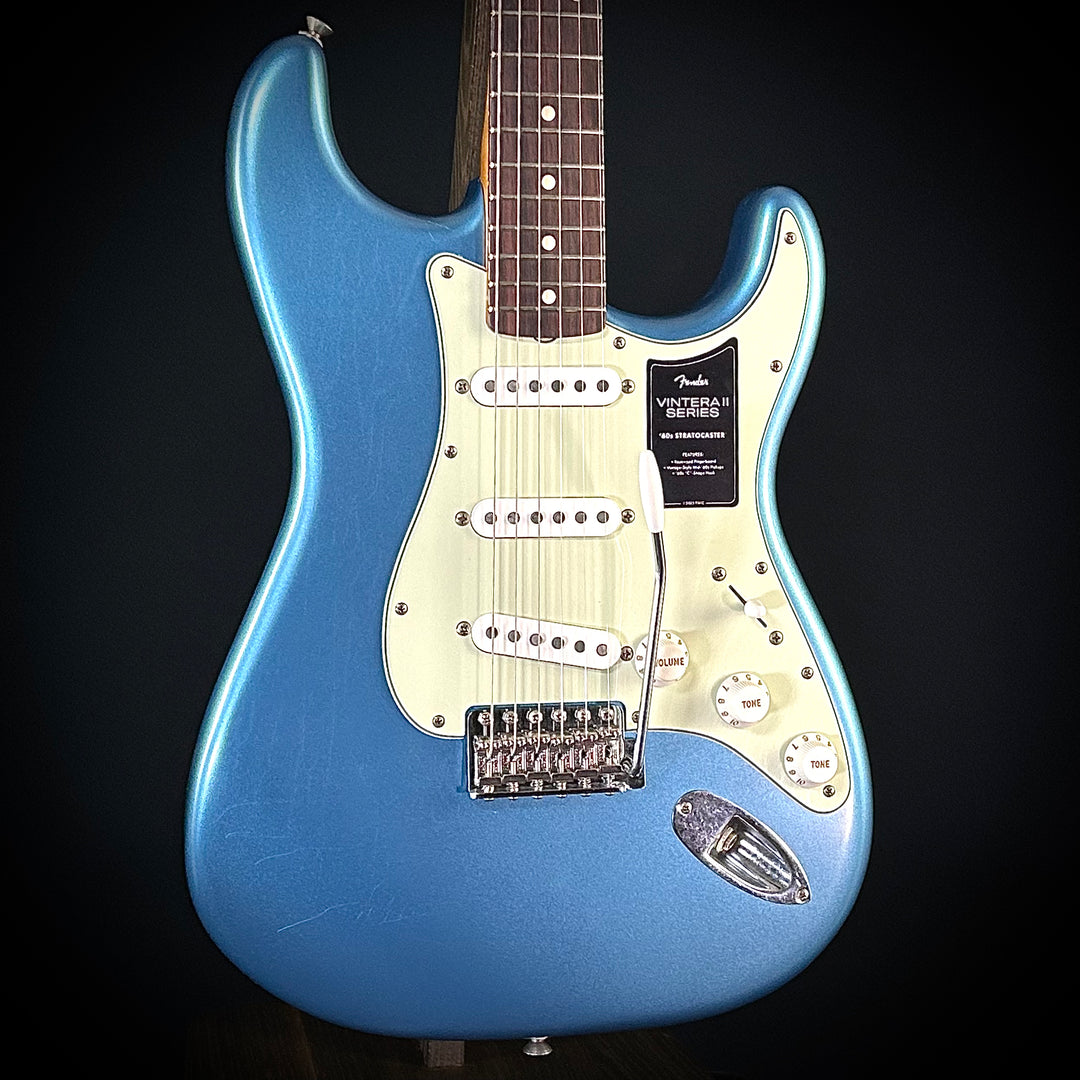 Fender Limited Road Worn '60s Stratocaster – Music Villa MT Fender Limited Road Worn '60s Stratocaster – Music Villa MT