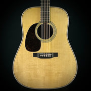 Martin HD-28 Lefty