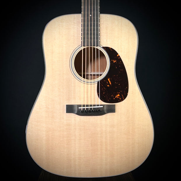 Martin Custom Shop 18 Style Dreadnought Short Scale