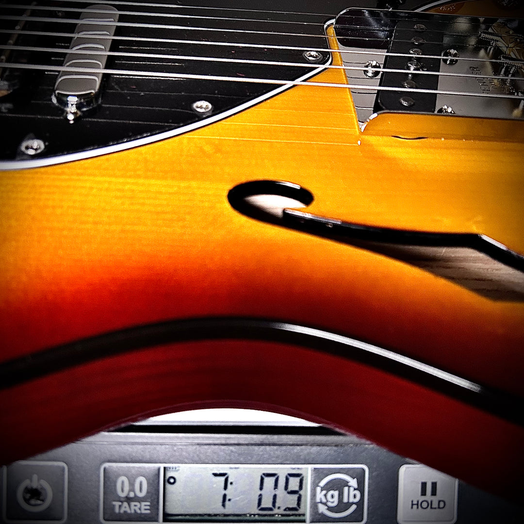 Fender Limited Edition Suona Telecaster Thinline