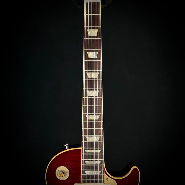 Gibson Custom Dealer Select 1959 Les Paul Standard Electric Guitar - "The Beauty of the 'Burst" Page 74