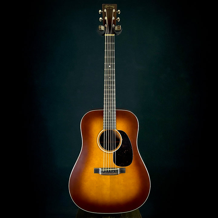 Martin Custom Shop D-18 Authentic Stage 1 Aged - Ambertone