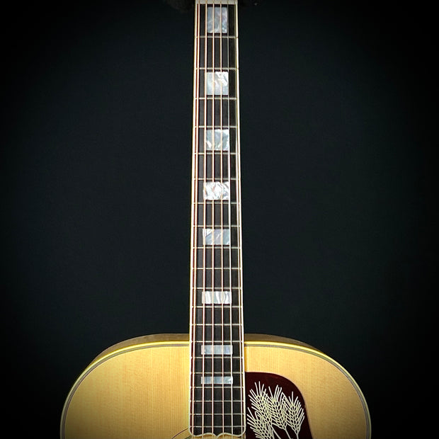 Gibson SJ-200 Montana Gold - Antique Natural