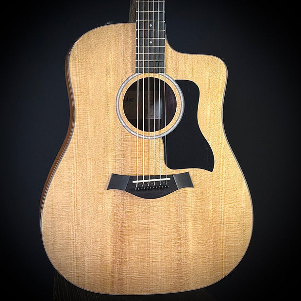 Taylor 210CE Plus