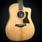 Taylor 210ce