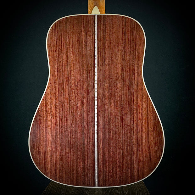 Martin D-28 - New for 2025