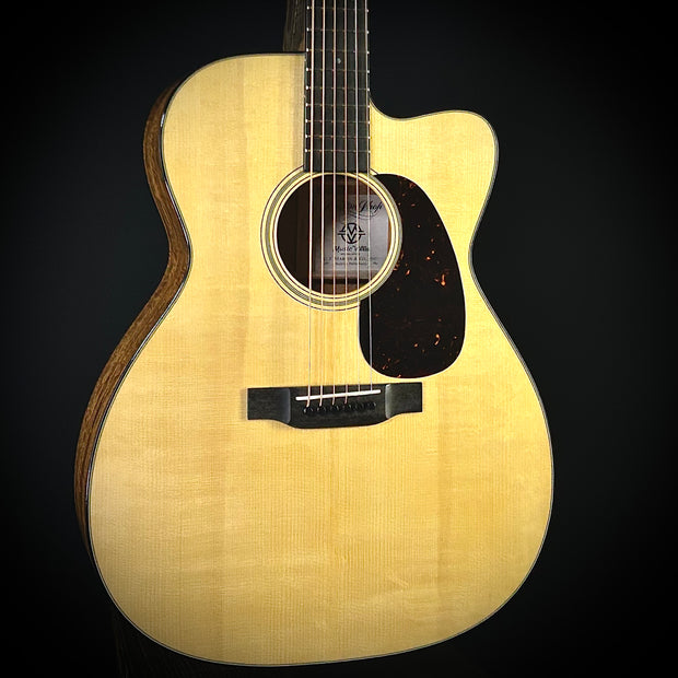 Martin CS 18 Style 0000 Short Scale Cutaway - Beeswing Figured Mahogany