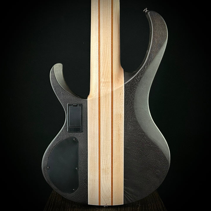 Ibanez BTB606 | 6-String Bass