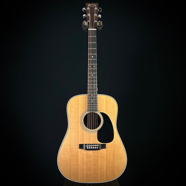 Martin 2015 D-28 (USED)